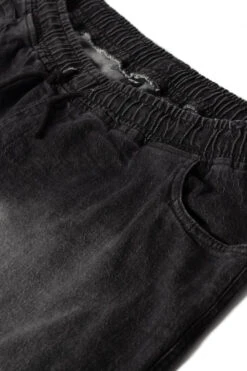 Uptheir Thrand TALL Elasticated Waist Denim Shorts - Black -Famous Menswear Store tumbnail 28024e51 6e01 4e63 919b 86a8bb78e5e2