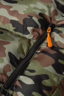 Uptheir Elver Camo Downed Puffer Gilet - Green Camo 12 Uptheir Elver Camo Downed Puffer Gilet - Green Camo -Famous Menswear Store tumbnail 7cfc689d 1d4a 4748 a49f 14970c6bce39