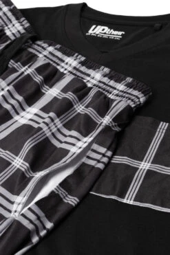 Uptheir Kenobi Check Print V-Neck SS Pyjama Set - Black 9 Uptheir Kenobi Check Print V-Neck SS Pyjama Set - Black -Famous Menswear Store tumbnail d19f22d5 e2d8 4489 b640 dfa1d5dccb41